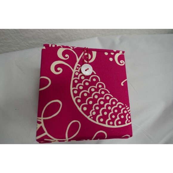 Vera Bradley Pink Twirly Birds Glass Ball Ornament In Fabric Box 2010 - Picture 6 of 9